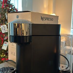 Nespresso Vertuo Next in Black